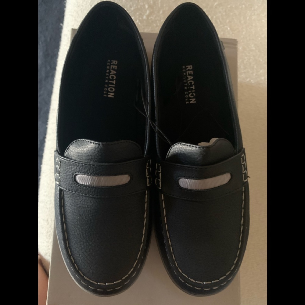 Kenneth Cole boys shoes